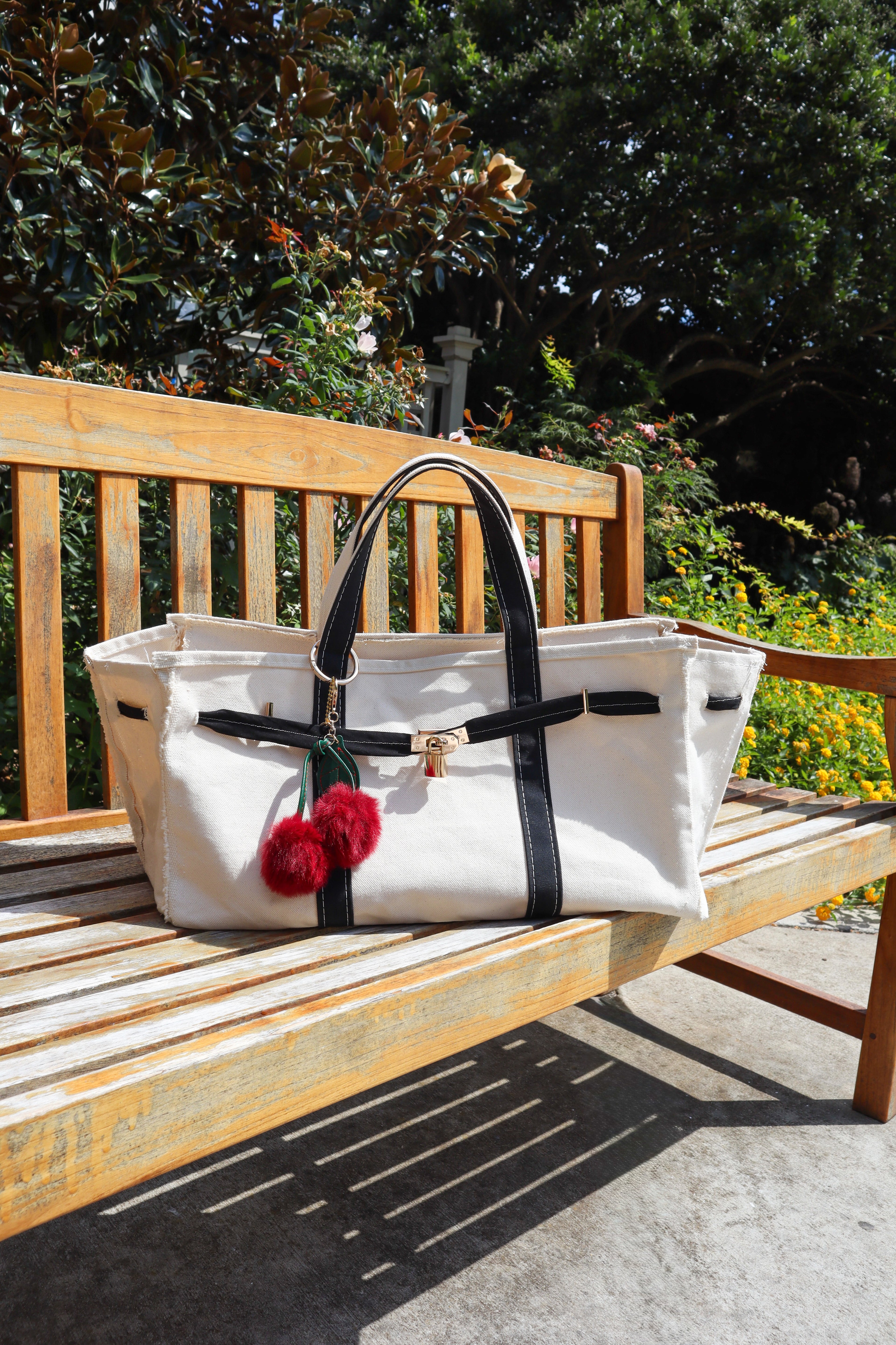 Elizabeth Grande Tote