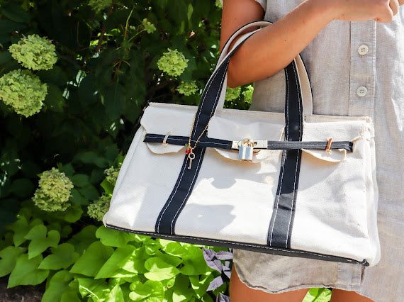 Elizabeth Classic Tote